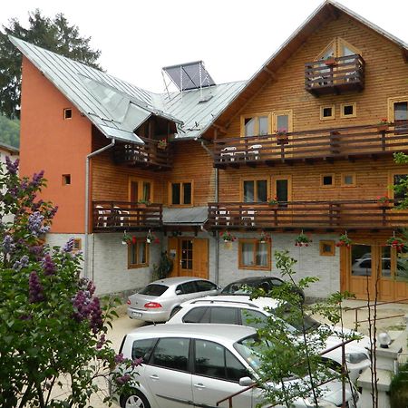 La Cristina Hotel Sinaia Bagian luar foto
