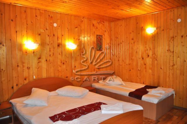 La Cristina Hotel Sinaia Bagian luar foto